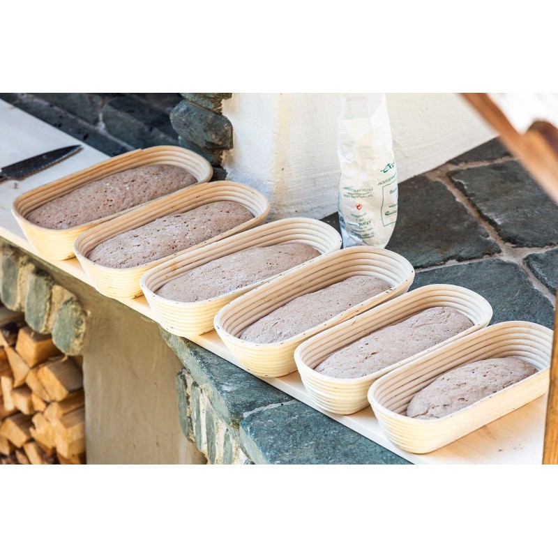 Cestino per il pane per la fermentazione del pane fatto in